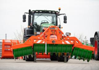 Технологія годування силосотрамбувальник Holaras Stego 400-PRO