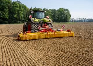 Силові борони Pöttinger Lion 6002 C