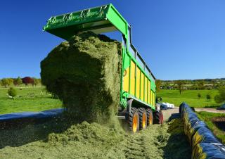 Спрощені причепи для силосу Joskin DRAKKAR-CARGO2 8600/31/150