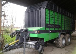 Спрощені причепи для силосу DEUTZ-FAHR RotoMaster 5520