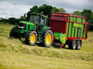 Спрощені причепи для силосу Strautmann Super Vitesse CFS 3101