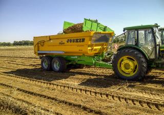 Спрощені причепи для силосу Joskin TRANS-CAP 5500/15BC125