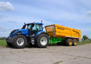 Спрощені причепи для силосу Joskin TRANS-CAP 5500/15BC125