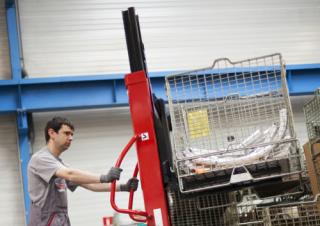 Палетні штабелери Рації Manitou Kleos EB 250 D18