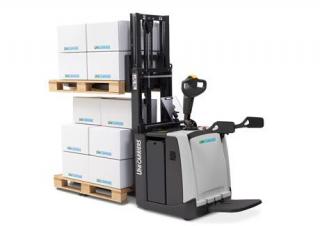 Палетні штабелери Палетні штабелери Stand Up Rider Platform UniCarriers PDP 200