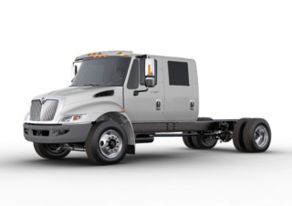 Вантажівки стійке шасі International Durastar 4400 107 SBA Crew Cab Cummins B6.7