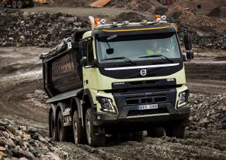 Вантажівки стійке шасі Volvo Trucks FMX11.330 4x2 Platform