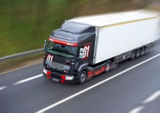 Вантажівки стійке шасі Renault PREMIUM 320.32 4X2