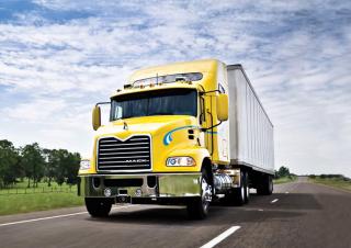 Вантажівки Тягачі Mack PINNACLE CA68 Conventional CXU602 MP8 4x2