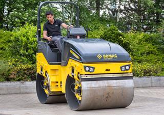 Катки Тандемні вібраційні дорожні катки Bomag BW 135 AD-5