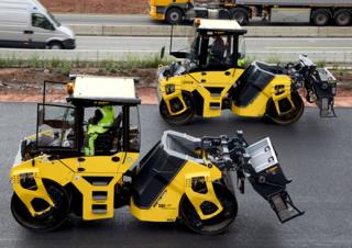Катки Тандемні вібраційні дорожні катки Bomag BW 202 ADO-5