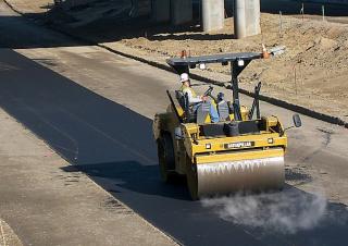 Катки Тандемні вібраційні дорожні катки Caterpillar CB54XW