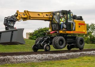 Телескопічні екскаватори Gradall XL 4130 V