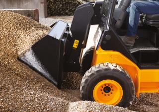 Телескопічні навантажувачі JCB TLT35D