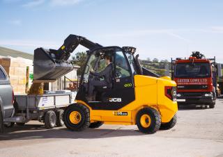 Телескопічні навантажувачі JCB 35-23D