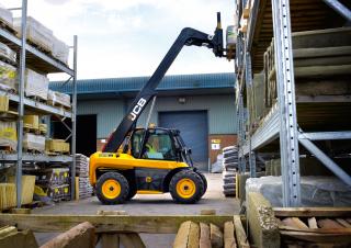 Телескопічні навантажувачі JCB 516-40