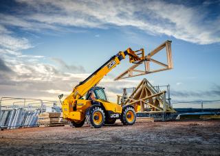 Телескопічні навантажувачі JCB 540-140 HI-VIZ