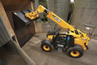 Телескопічні навантажувачі JCB 560-80
