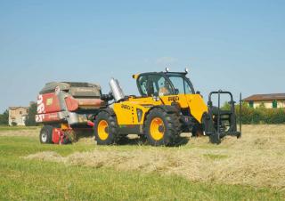 Телескопічні навантажувачі Dieci Agri Tech 35.7 VS EVO2