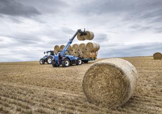 Телескопічні навантажувачі New Holland LM 7.42 Elite