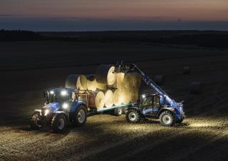 Телескопічні навантажувачі New Holland LM 7.42 Elite