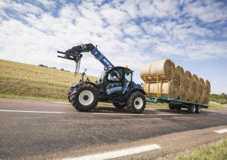 Телескопічні навантажувачі New Holland LM 7.42 Elite