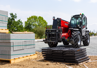Телескопічні навантажувачі Manitou MT 1335-100 D Standard