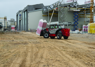 Телескопічні навантажувачі Manitou MT 1335 EASY Standard