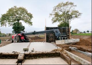 Телескопічні навантажувачі Manitou MT 1335 Comfort