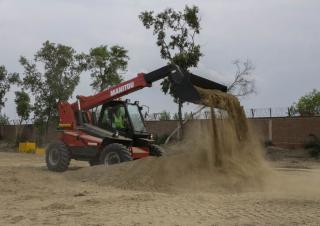 Телескопічні навантажувачі Manitou MXT 840 P