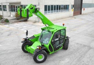 Телескопічні навантажувачі Merlo Panoramic P 25.6 L