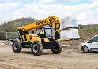 Телескопічні навантажувачі Gehl RS8-44