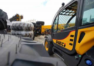Телескопічні навантажувачі Dieci Samson 75.10