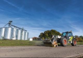 Телескопічні навантажувачі Claas Scorpion 7044