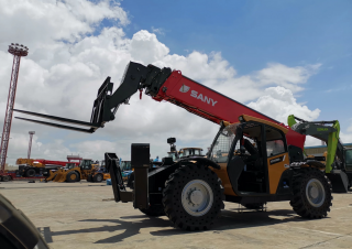 Телескопічні навантажувачі Sany STH1056A2
