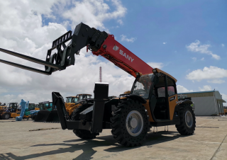 Телескопічні навантажувачі Sany STH1056A2
