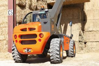 Телескопічні навантажувачі Ausa T 235 H