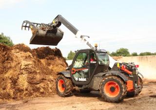Телескопічні навантажувачі Bobcat TL30.60 AGRI Low Cab 100 IV