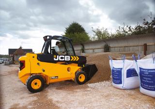 Телескопічні навантажувачі JCB TLT30D 