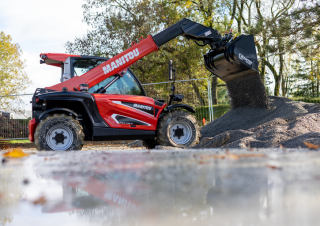 Телескопічні навантажувачі Manitou ULM 415 H