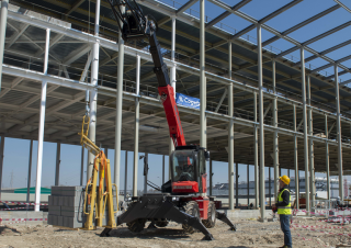 Телескопічні навантажувачі з верхньою будовою Manitou MRT-X 1845