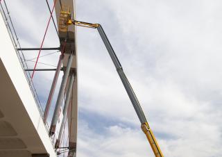 Телескопічні підйомники Колісні телескопічні підйомники Haulotte HT23 RTJ O
