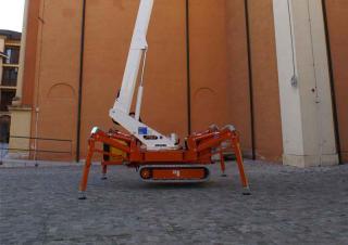 Телескопічні підйомники Колісні телескопічні підйомники Easy Lift R260WHY