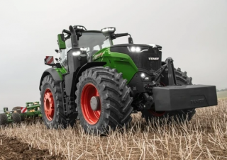 Трактори 4WD Fendt 1048 Vario Profi+ 