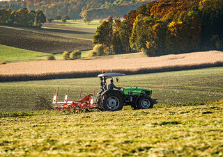 Трактори 4WD DEUTZ-FAHR 4070 E