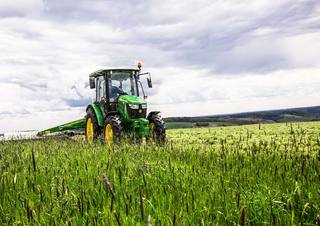 Трактори 4WD John Deere 5058E