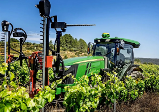 Трактори 4WD John Deere 5090EN
