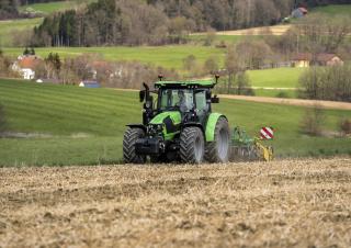 Трактори 4WD DEUTZ-FAHR 5105 LS