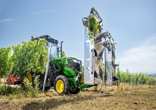 Трактори 4WD John Deere 5115GV