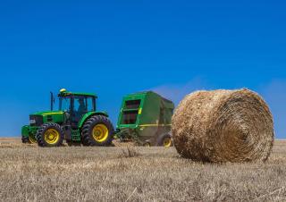 Трактори 4WD John Deere 6115J